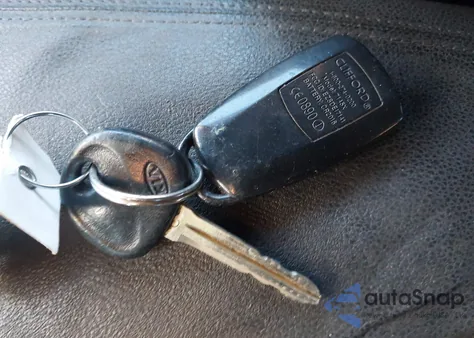 2011 Kia Sportage Lx z USA, uszkodzony, nr VIN KNDPBCA21B7142653